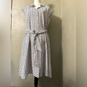 Kohls Apt 19 perfect spring or summer dress. NWT size L